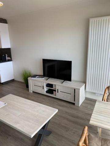 Studio 405 Op Zeedijk Met Frontaal Zeezicht 4De Verdiep Middelkerke Extérieur photo